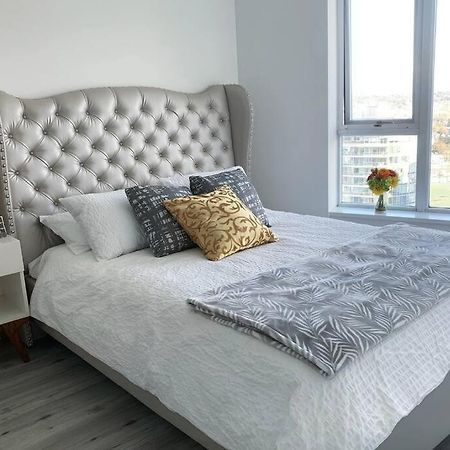 Apartamento Downtown 3Br/2Ba+Views+Skytrain+Free Parking Vancouver Exterior foto