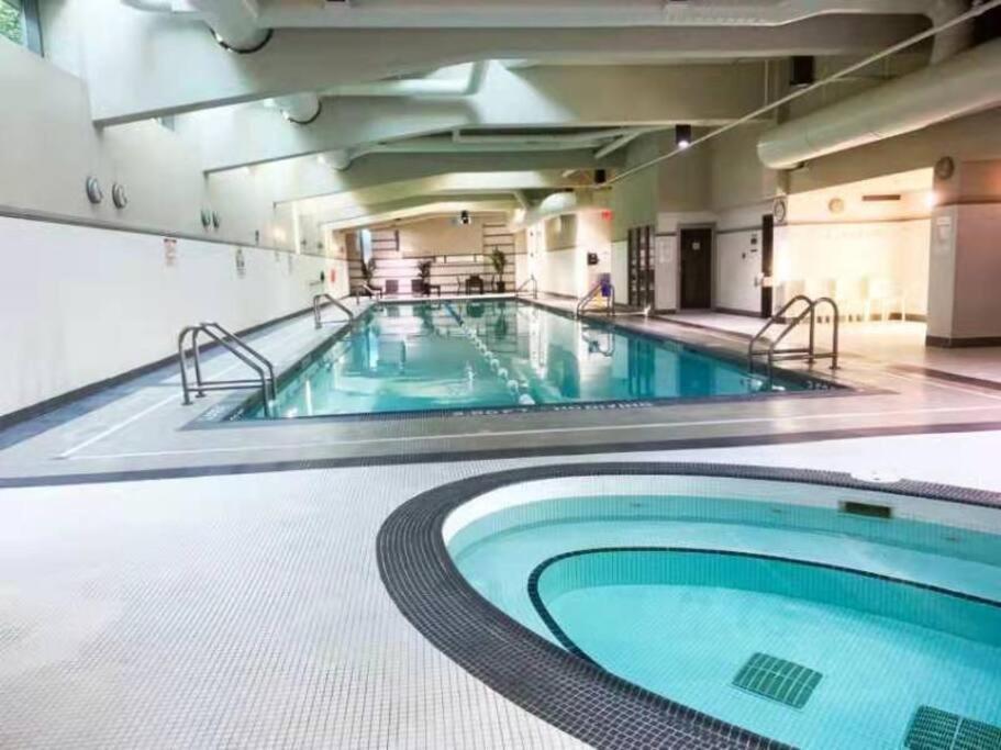Apartamento Downtown 3Br/2Ba+Views+Skytrain+Free Parking Vancouver Exterior foto