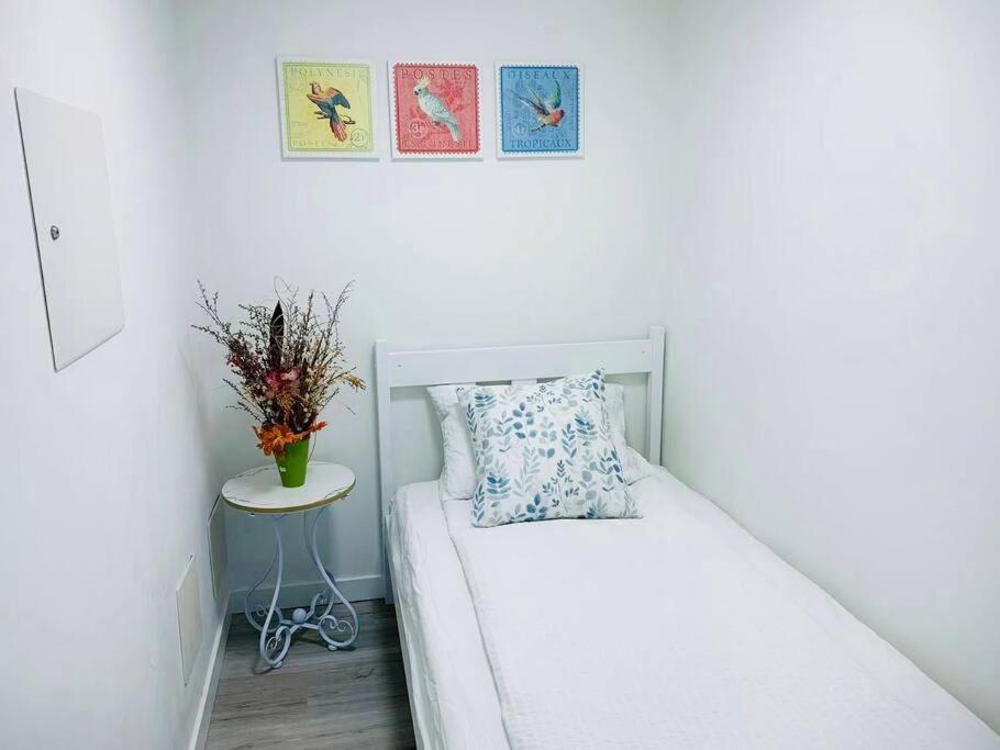 Apartamento Downtown 3Br/2Ba+Views+Skytrain+Free Parking Vancouver Exterior foto
